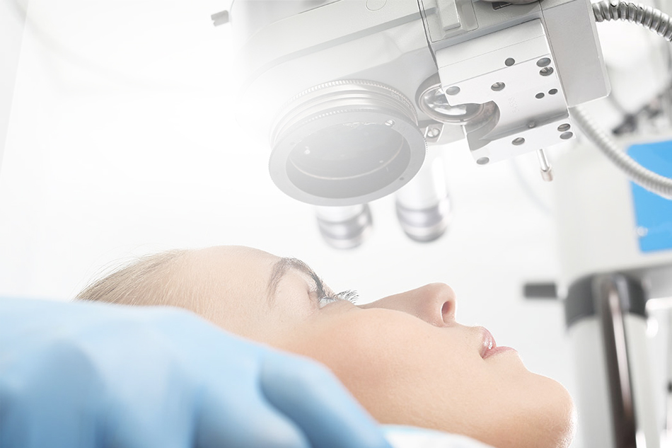PRK - Laser ad Eccimeri - Per correzione miopia ed altri difetti visivi